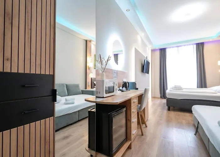 Hotel Lyla 4*